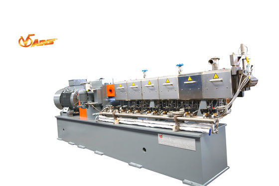 Rubbler / Plastic Blending Compounding Twin Screw Extruder Simenes Motor
